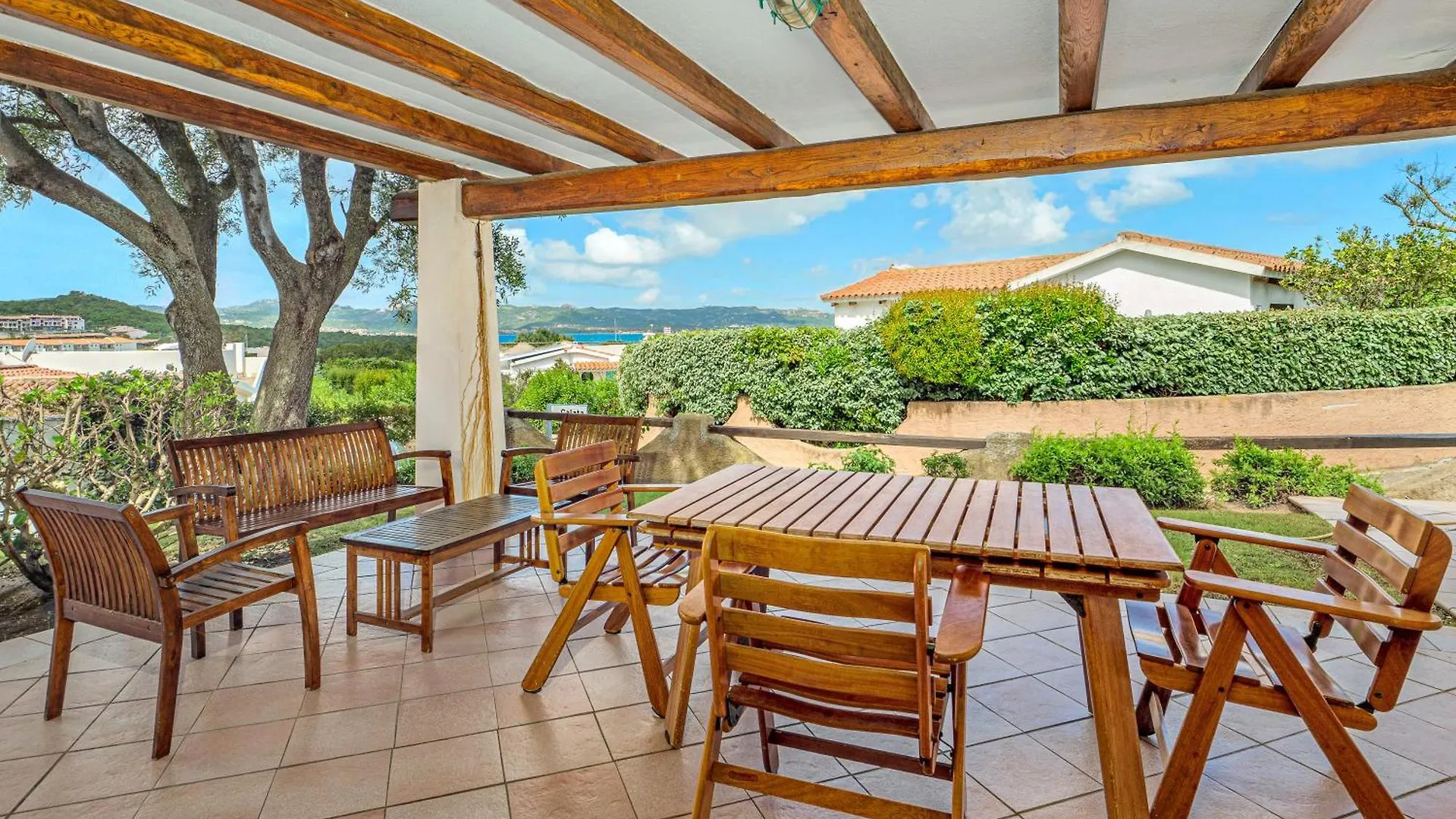 Villa Rosa Baja Sardinia
