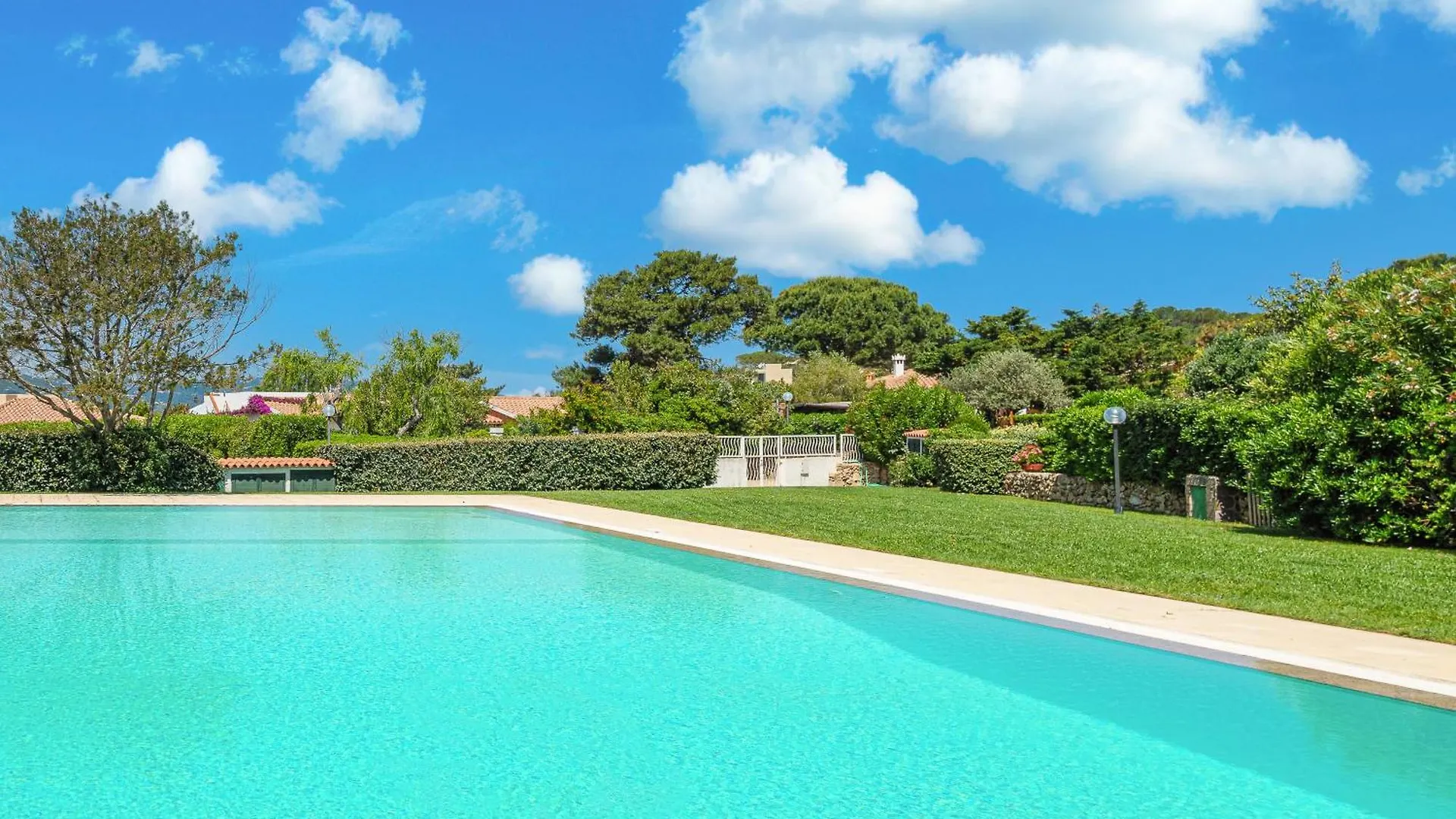 Villa Rosa Baja Sardinia 0*,